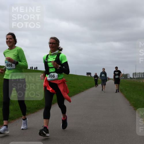 04.05.2025 - 8. Wedeler Halbmarathon Yannick Fuchs http://msf.ph/oto/7820841 04.05.2025 12:05:00 Laufen 688, 686, 683 meine-sportfotos.de