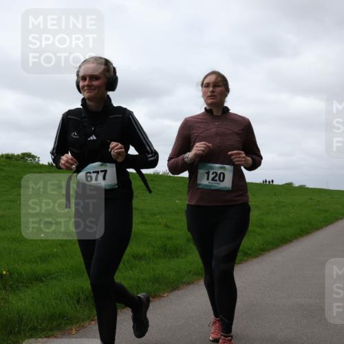 04.05.2025 - 8. Wedeler Halbmarathon Yannick Fuchs http://msf.ph/oto/7820875 04.05.2025 12:05:12 Laufen 677, 120 meine-sportfotos.de