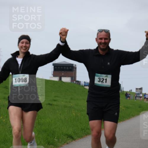 04.05.2025 - 8. Wedeler Halbmarathon Yannick Fuchs http://msf.ph/oto/7820901 04.05.2025 11:51:02 Laufen 321, 1098 meine-sportfotos.de