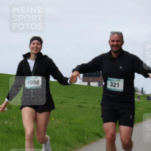 04.05.2025 - 8. Wedeler Halbmarathon Yannick Fuchs http://msf.ph/oto/7820929 04.05.2025 11:51:02 Laufen 1098, 321 meine-sportfotos.de