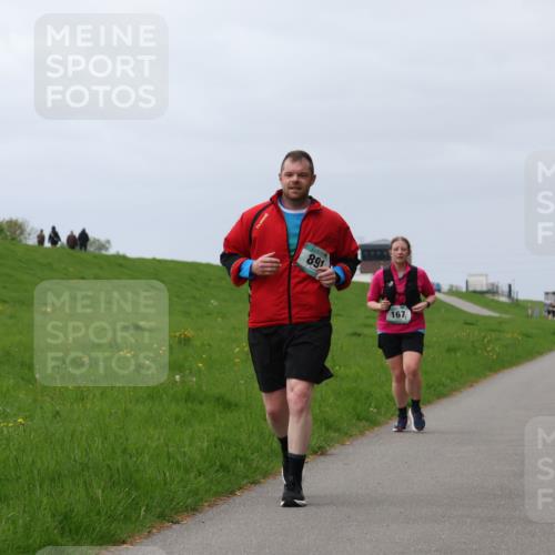 04.05.2025 - 8. Wedeler Halbmarathon Yannick Fuchs http://msf.ph/oto/7820945 04.05.2025 12:05:49 Laufen 891, 167 meine-sportfotos.de