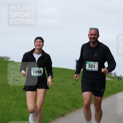 04.05.2025 - 8. Wedeler Halbmarathon Yannick Fuchs http://msf.ph/oto/7820959 04.05.2025 11:51:03 Laufen 1098, 321 meine-sportfotos.de