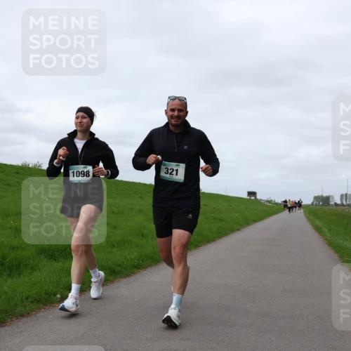 04.05.2025 - 8. Wedeler Halbmarathon Yannick Fuchs http://msf.ph/oto/7820983 04.05.2025 11:51:05 Laufen 321, 1098 meine-sportfotos.de
