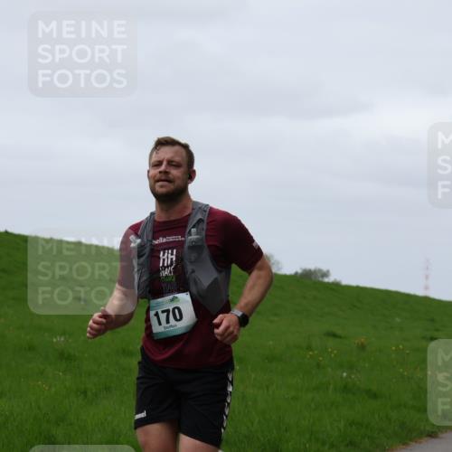 04.05.2025 - 8. Wedeler Halbmarathon Yannick Fuchs http://msf.ph/oto/7821035 04.05.2025 11:28:00 Laufen 170 meine-sportfotos.de