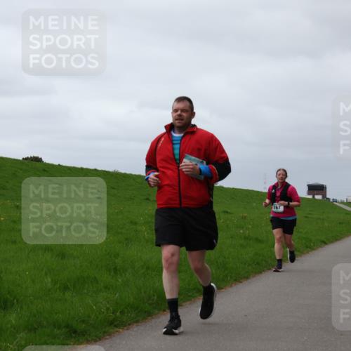 04.05.2025 - 8. Wedeler Halbmarathon Yannick Fuchs http://msf.ph/oto/7821069 04.05.2025 12:05:52 Laufen 167 meine-sportfotos.de