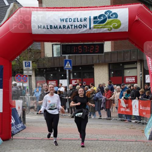 04.05.2025 - 8. Wedeler Halbmarathon Felixshl http://msf.ph/oto/7821211 04.05.2025 11:57:21 Ziel 230, 231, 568 meine-sportfotos.de