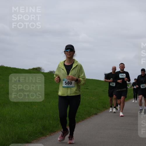 04.05.2025 - 8. Wedeler Halbmarathon Yannick Fuchs http://msf.ph/oto/7821253 04.05.2025 11:51:23 Laufen 580, 142, 1052, 443 meine-sportfotos.de