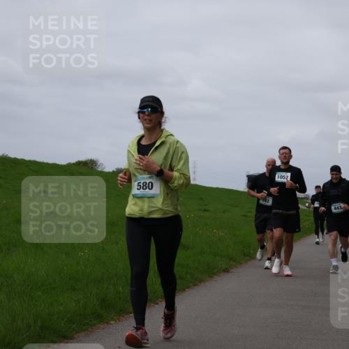 04.05.2025 - 8. Wedeler Halbmarathon Yannick Fuchs http://msf.ph/oto/7821266 04.05.2025 11:51:23 Laufen 580, 1052, 443 meine-sportfotos.de