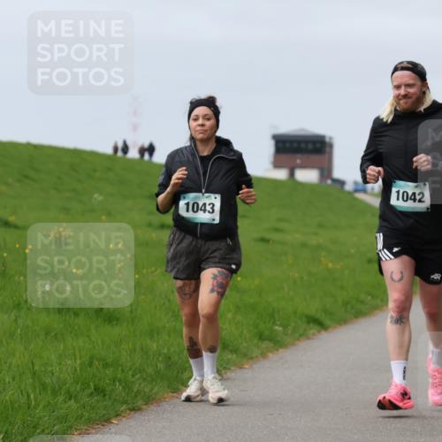 04.05.2025 - 8. Wedeler Halbmarathon Yannick Fuchs http://msf.ph/oto/7821299 04.05.2025 12:06:55 Laufen 1043, 1042 meine-sportfotos.de
