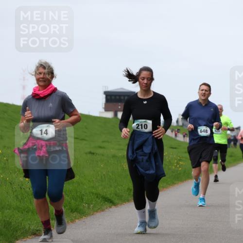 04.05.2025 - 8. Wedeler Halbmarathon Yannick Fuchs http://msf.ph/oto/7821300 04.05.2025 11:28:19 Laufen 14, 210, 648 meine-sportfotos.de