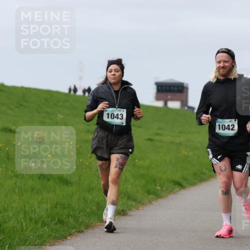 04.05.2025 - 8. Wedeler Halbmarathon Yannick Fuchs http://msf.ph/oto/7821309 04.05.2025 12:06:55 Laufen 1043, 1042 meine-sportfotos.de