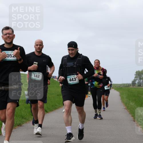 04.05.2025 - 8. Wedeler Halbmarathon Yannick Fuchs http://msf.ph/oto/7821335 04.05.2025 11:51:25 Laufen 052, 00, 142, 443, 931 meine-sportfotos.de