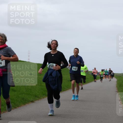 04.05.2025 - 8. Wedeler Halbmarathon Yannick Fuchs http://msf.ph/oto/7821342 04.05.2025 11:28:21 Laufen 14, 210, 648 meine-sportfotos.de