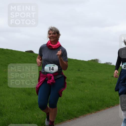 04.05.2025 - 8. Wedeler Halbmarathon Yannick Fuchs http://msf.ph/oto/7821379 04.05.2025 11:28:23 Laufen 14, 210, 648 meine-sportfotos.de