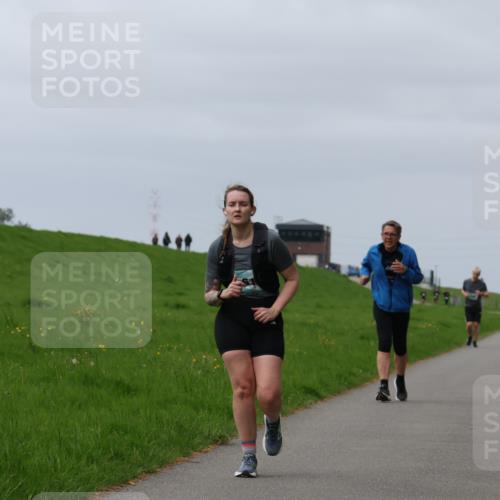 04.05.2025 - 8. Wedeler Halbmarathon Yannick Fuchs http://msf.ph/oto/7821408 04.05.2025 12:07:06 Laufen  meine-sportfotos.de