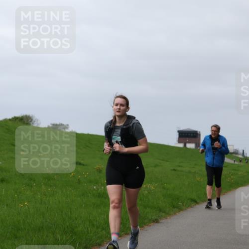 04.05.2025 - 8. Wedeler Halbmarathon Yannick Fuchs http://msf.ph/oto/7821419 04.05.2025 12:07:07 Laufen  meine-sportfotos.de