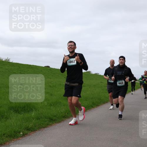 04.05.2025 - 8. Wedeler Halbmarathon Yannick Fuchs http://msf.ph/oto/7821427 04.05.2025 11:51:27 Laufen 1052, 443 meine-sportfotos.de