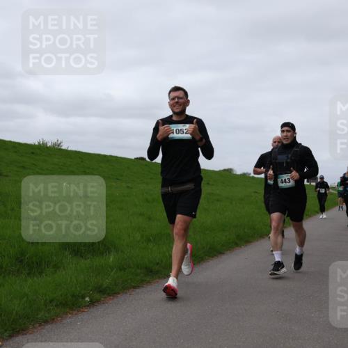04.05.2025 - 8. Wedeler Halbmarathon Yannick Fuchs http://msf.ph/oto/7821441 04.05.2025 11:51:28 Laufen 1052, 443 meine-sportfotos.de