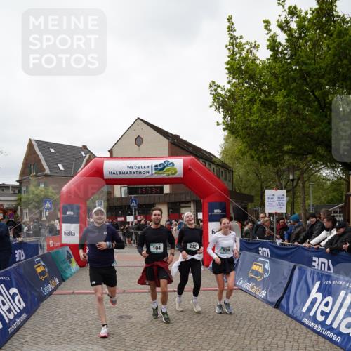04.05.2025 - 8. Wedeler Halbmarathon Felixshl http://msf.ph/oto/7821526 04.05.2025 11:57:32 Ziel 104, 232, 928, 1161 meine-sportfotos.de
