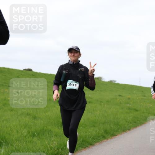 04.05.2025 - 8. Wedeler Halbmarathon Yannick Fuchs http://msf.ph/oto/7821668 04.05.2025 11:51:33 Laufen 291, 931 meine-sportfotos.de