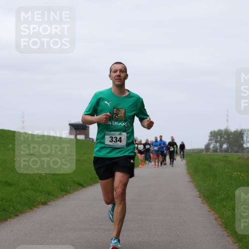 04.05.2025 - 8. Wedeler Halbmarathon Yannick Fuchs http://msf.ph/oto/7821730 04.05.2025 11:28:46 Laufen 334 meine-sportfotos.de