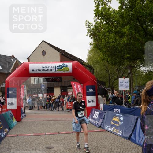 04.05.2025 - 8. Wedeler Halbmarathon Felixshl http://msf.ph/oto/7821739 04.05.2025 11:57:40 Ziel 349, 590, 606, 1147 meine-sportfotos.de