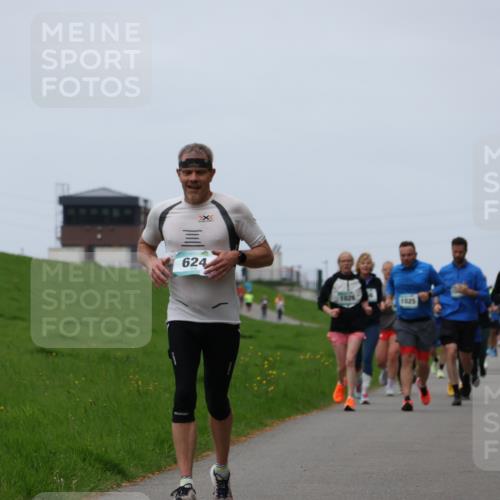 04.05.2025 - 8. Wedeler Halbmarathon Yannick Fuchs http://msf.ph/oto/7821792 04.05.2025 11:28:51 Laufen 624, 1026, 1025, 1067 meine-sportfotos.de