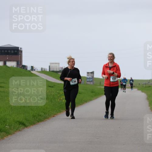 04.05.2025 - 8. Wedeler Halbmarathon Yannick Fuchs http://msf.ph/oto/7821818 04.05.2025 12:10:03 Laufen 136, 137 meine-sportfotos.de