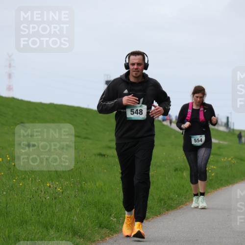 04.05.2025 - 8. Wedeler Halbmarathon Yannick Fuchs http://msf.ph/oto/7821836 04.05.2025 11:51:38 Laufen 548, 554 meine-sportfotos.de