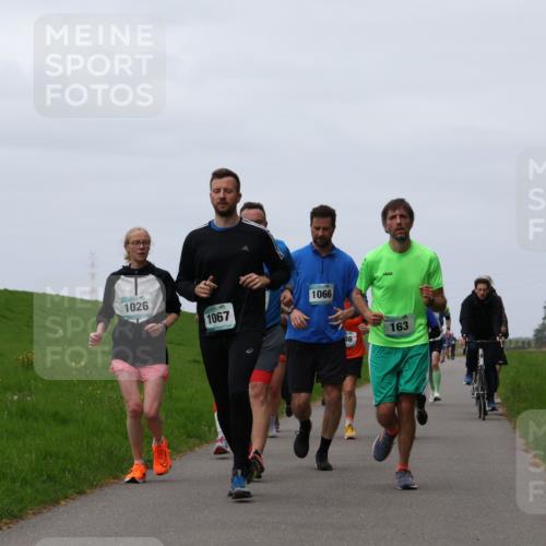 04.05.2025 - 8. Wedeler Halbmarathon Yannick Fuchs http://msf.ph/oto/7821896 04.05.2025 11:29:04 Laufen 1026, 1067, 1066, 46, 163 meine-sportfotos.de