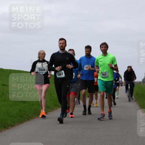 04.05.2025 - 8. Wedeler Halbmarathon Yannick Fuchs http://msf.ph/oto/7821904 04.05.2025 11:29:04 Laufen 1026, 1067, 163 meine-sportfotos.de