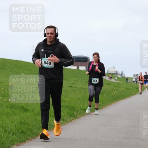 04.05.2025 - 8. Wedeler Halbmarathon Yannick Fuchs http://msf.ph/oto/7821924 04.05.2025 11:51:41 Laufen 548, 554 meine-sportfotos.de