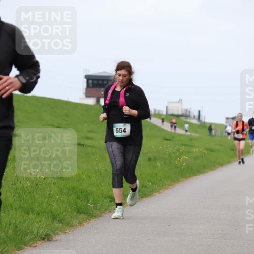 04.05.2025 - 8. Wedeler Halbmarathon Yannick Fuchs http://msf.ph/oto/7821937 04.05.2025 11:51:42 Laufen 548, 554 meine-sportfotos.de