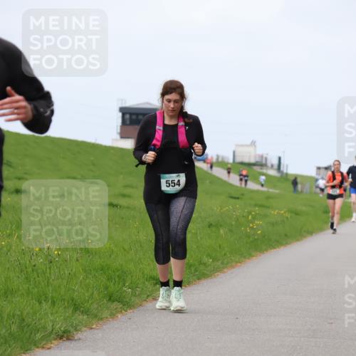 04.05.2025 - 8. Wedeler Halbmarathon Yannick Fuchs http://msf.ph/oto/7821949 04.05.2025 11:51:42 Laufen 548, 554 meine-sportfotos.de