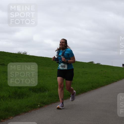 04.05.2025 - 8. Wedeler Halbmarathon Yannick Fuchs http://msf.ph/oto/7821954 04.05.2025 12:10:39 Laufen 385 meine-sportfotos.de