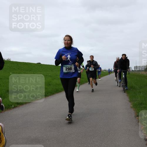 04.05.2025 - 8. Wedeler Halbmarathon Yannick Fuchs http://msf.ph/oto/7821970 04.05.2025 11:29:13 Laufen 735, 298, 140, 152 meine-sportfotos.de
