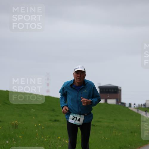 04.05.2025 - 8. Wedeler Halbmarathon Yannick Fuchs http://msf.ph/oto/7821994 04.05.2025 12:10:58 Laufen 214 meine-sportfotos.de