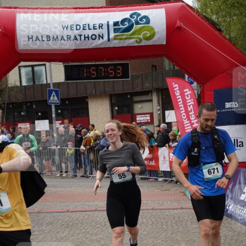 04.05.2025 - 8. Wedeler Halbmarathon Felixshl http://msf.ph/oto/7822006 04.05.2025 11:57:51 Ziel 55, 251, 432, 671 meine-sportfotos.de