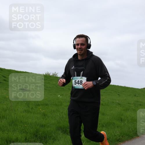 04.05.2025 - 8. Wedeler Halbmarathon Yannick Fuchs http://msf.ph/oto/7822018 04.05.2025 11:51:44 Laufen 548 meine-sportfotos.de
