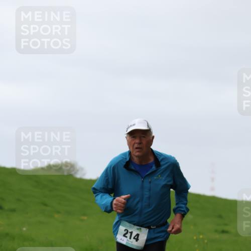 04.05.2025 - 8. Wedeler Halbmarathon Yannick Fuchs http://msf.ph/oto/7822032 04.05.2025 12:11:01 Laufen 214, 4 meine-sportfotos.de
