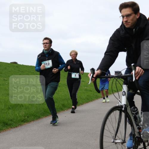 04.05.2025 - 8. Wedeler Halbmarathon Yannick Fuchs http://msf.ph/oto/7822054 04.05.2025 11:29:16 Laufen 712, 2 meine-sportfotos.de