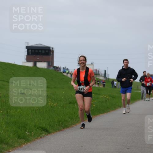 04.05.2025 - 8. Wedeler Halbmarathon Yannick Fuchs http://msf.ph/oto/7822116 04.05.2025 11:51:55 Laufen 4 meine-sportfotos.de