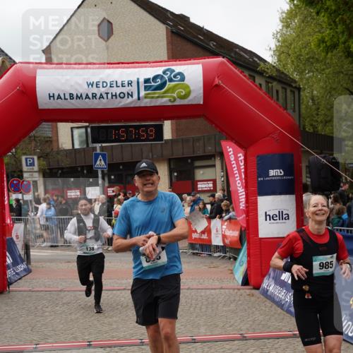 04.05.2025 - 8. Wedeler Halbmarathon Felixshl http://msf.ph/oto/7822165 04.05.2025 11:57:57 Ziel 138, 432, 833, 985 meine-sportfotos.de