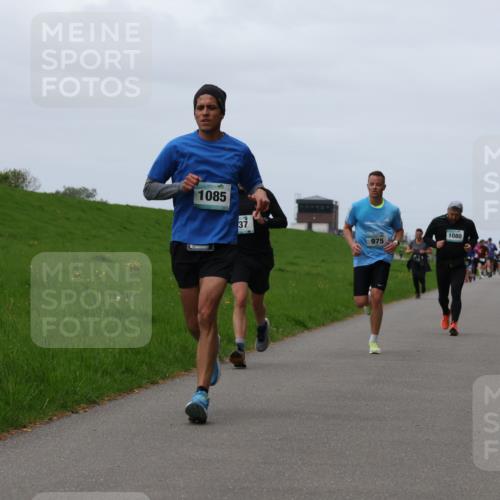 04.05.2025 - 8. Wedeler Halbmarathon Yannick Fuchs http://msf.ph/oto/7822172 04.05.2025 11:29:24 Laufen 1085, 37, 975, 1080 meine-sportfotos.de