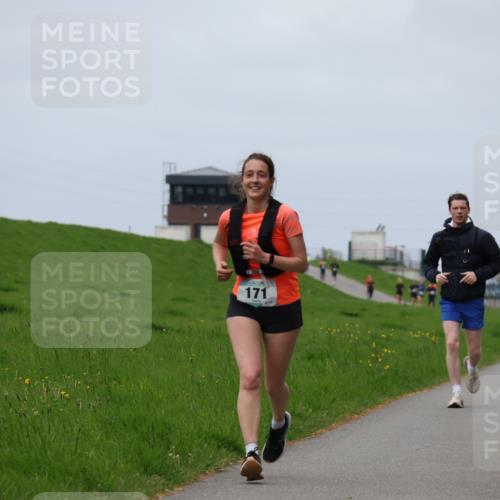 04.05.2025 - 8. Wedeler Halbmarathon Yannick Fuchs http://msf.ph/oto/7822177 04.05.2025 11:51:58 Laufen 171 meine-sportfotos.de