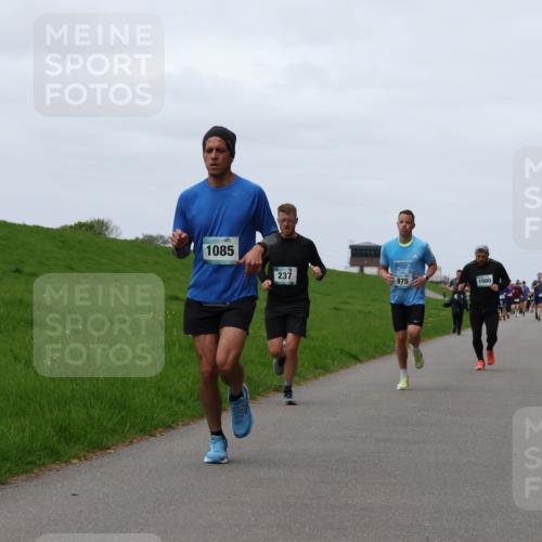 04.05.2025 - 8. Wedeler Halbmarathon Yannick Fuchs http://msf.ph/oto/7822197 04.05.2025 11:29:25 Laufen 1085, 237, 975, 1080 meine-sportfotos.de