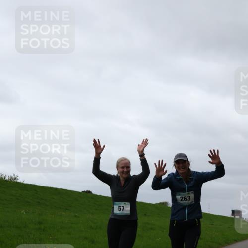 04.05.2025 - 8. Wedeler Halbmarathon Yannick Fuchs http://msf.ph/oto/7822200 04.05.2025 12:11:12 Laufen 57, 263 meine-sportfotos.de