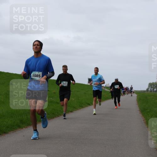 04.05.2025 - 8. Wedeler Halbmarathon Yannick Fuchs http://msf.ph/oto/7822210 04.05.2025 11:29:26 Laufen 1085, 237 meine-sportfotos.de