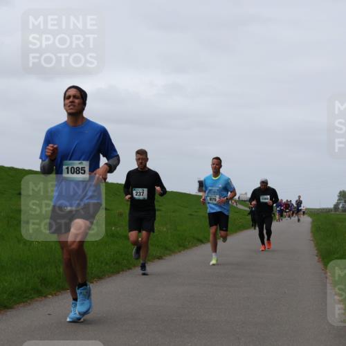 04.05.2025 - 8. Wedeler Halbmarathon Yannick Fuchs http://msf.ph/oto/7822211 04.05.2025 11:29:26 Laufen 1085, 237, 975, 1080 meine-sportfotos.de
