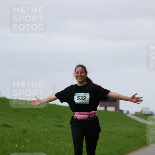 04.05.2025 - 8. Wedeler Halbmarathon Yannick Fuchs http://msf.ph/oto/7822271 04.05.2025 12:11:25 Laufen 532 meine-sportfotos.de